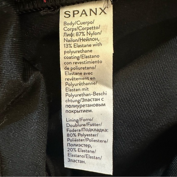 SPANX Women's Faux leather leggings - Picture 5 of 6